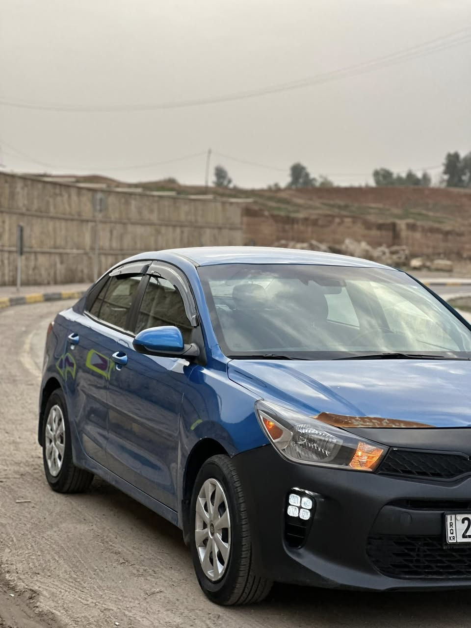 السلام عليكم
ريو 
موديل ٢١
سنويه جديد
هزه جديد
ماشيه ٣٨ الف ميل 
شرط التحويل 
.
الضرر 
ابيعها صبغ عام 
ماعدا السقف والصندوق وباب الصدر و باب وره الصدر مابيهم صبغ 
بدون دواخل بدون شواصي شرط الفحص 
.
المواصفات 
شاشه كبيره 
مكينه ١٦ دوش 
بلاجتكور امامي 
كامره خلفيه 
كروز سرعه 
تحديد مسار 
وبقيه المواصفات المعروفه 
.
الموقع الموصل حي نركال 
لمعرفه السعر الاتصال على الرقم 
***********
