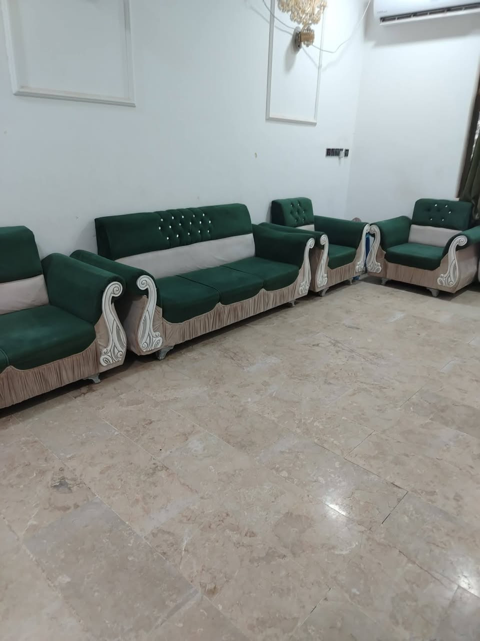 تخم نضيف 7قطع 180بي مجال كوفه


**إذا كنت صاحب هذا الإعلان وتريد حذفه لأي سبب، رجاءا أرسل رسالة إلى الدعم الفني**
