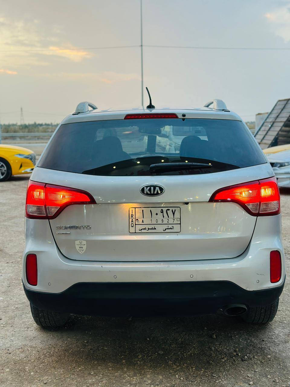 للبيع سورنتو ٢٠١٥ أمريكي محرك ٦ سلندر فور ويل كشنات جلد تبريد بالكشن بصمة تشغيل فول مواصفات بيه صبغ بنيد وجاملغ بدون تبديل السعر ١٥٠ بيه مجال للاستفسار للاتصال على الرقم ***********
