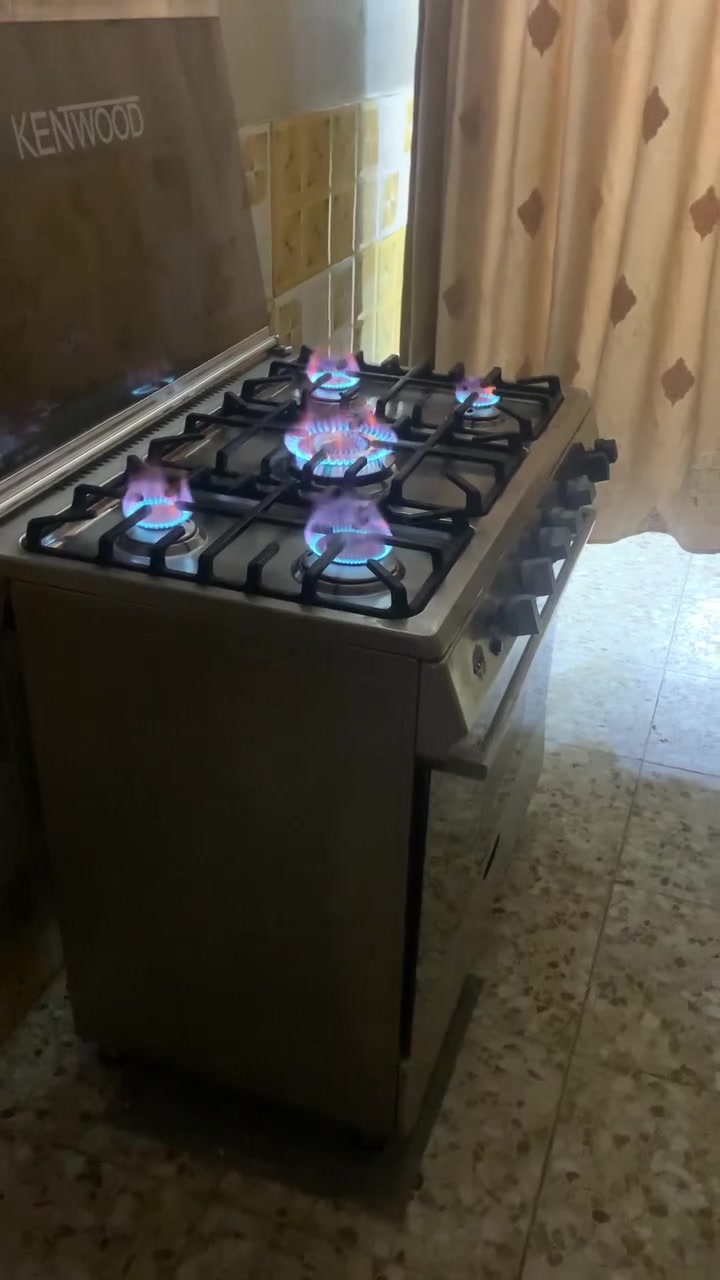 طباخ ٥ مشاعل كينود للبيع السعر ٢٠٠


**إذا كنت صاحب هذا الإعلان وتريد حذفه لأي سبب، رجاءا أرسل رسالة إلى الدعم الفني**
