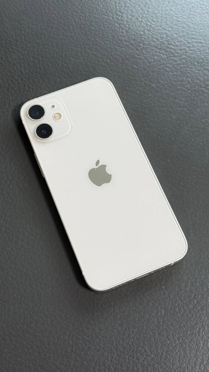 iPhone 11للبيع
الجهاز كله بلاد 
فقط من حدثته طلعلي 
الشاشه قطع غير معروف يعني ممبدل اطيك بيه ضمان 
ذاكره 128
بطاريه 81
النضافه100
كله شغال
كامرات صوت 
سبيكر 
السعر 230
بلاشش🔥🔥
للستفسار ***********
العنوان صلاح الدين تكريت
