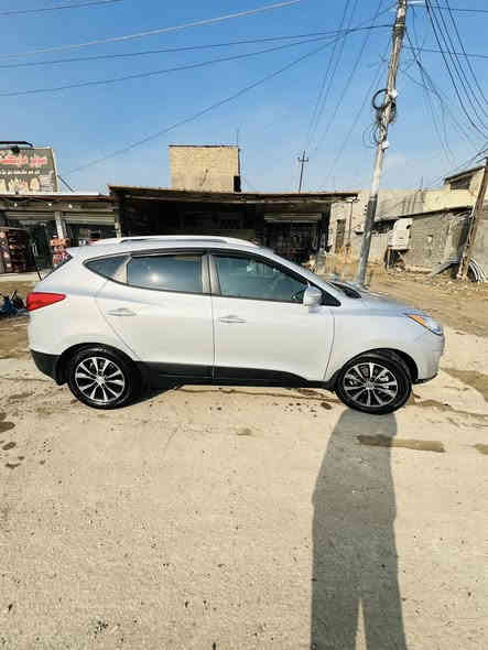 توسان وارد امريكي 13 با اسمي. رقم بغداد للون رصاصي غير محدد مكينه 2400دوش منظومة تبريد كامله جديده هاي صيف شديته  نظامين دفع فور ويل +تو ويل مانع انزلاق مانع انحدار نظام صرف ايكو ويل كب كروم داخل جلد اسود شاشه اندر رويد  كير نظيف مكينه نظيفه بس مصلح راجس بيه قبل سنه صدر لسياره الامامي ولخلفي نظيف  الضرر جاملغ امامي ايسر ولبنيد دون لغود وشاصي السعر 140$  تواصل اتصال فقط ***********
