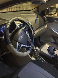 للبيع  سياره اكسنت موديل 2013  ماشيه 155 km كير مكينه (مكفولات)  السعر...