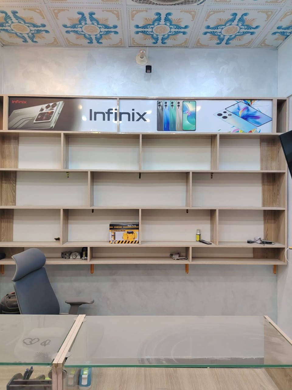 للبيع رفوف استعمال شهرين
***********
