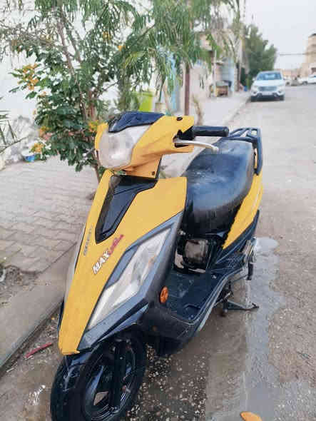 سلام عليكم  دراجه للبيع او مراوس ب60 دراجه كامشه ماعرف شبيها ***********
السعر 150 بيها مجال مكان نجف حي الميلاد
