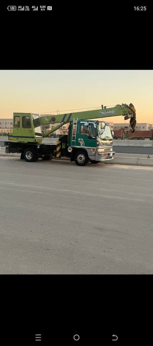 ٧طن ٣ سلايتات تادانو للبيع جاهز كفالة عامة مكينة ٧٠ هوة مكلف بل نشر هاذة رقم راعية   ***********
السعر ب٥ دفاتر 💵💵 مكان الكرين بل نجف
