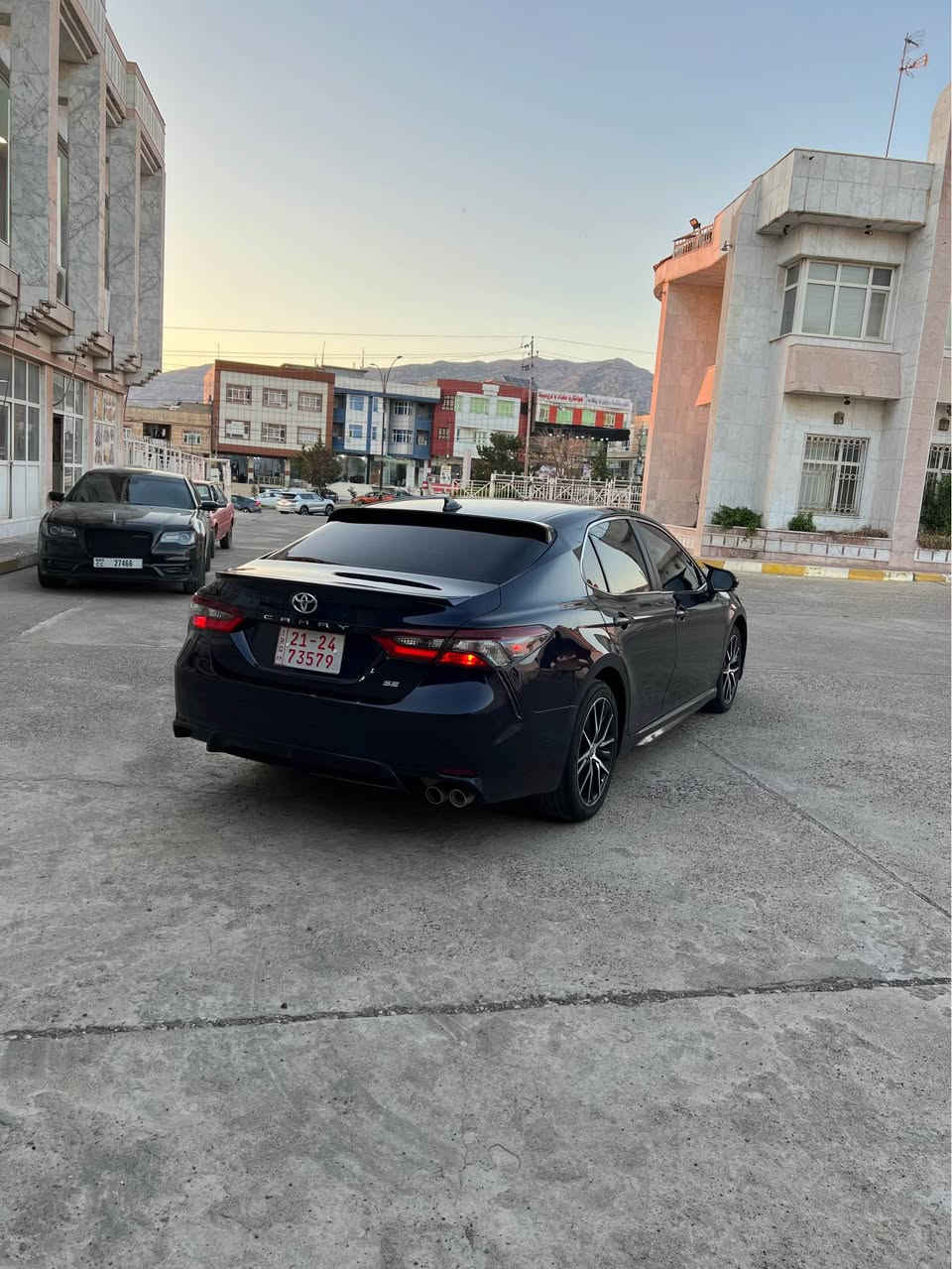 كامري موديل ٢٠٢٢ مواصفات se سبورت رفزي مرور سياره ٤ بينج بارجة صبوخه ٨٨ هه زار رويشتوه  وكاله به ناوي خومه سياره كيرو مه كينه هه موو شتيكي به شرته جاهيز بي مسروفه سياره يكي زور جوان و خاوينه سحر١٣٠ وه رقه مجال ☎️*********** أربيل, العراق
