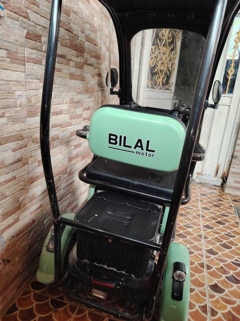 السلام عليكم عيوني عندي هذه الدراجه للبيع ممستخدمه ابد تشتغل على الشحن شاحنتها شغاله أيضا ومستعجل ع بيعتها اي سعر يعجبك أخذها 💜🌺


**إذا كنت صاحب هذا الإعلان وتريد حذفه لأي سبب، رجاءا أرسل رسالة إلى الدعم الفني**