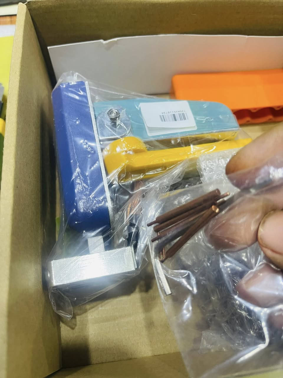 كاوية نقطية احترافية بسعر ٢٥٠ الف نوع 801B ***********
