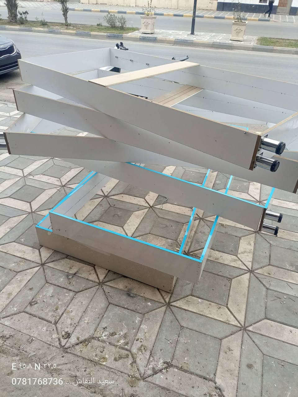 رفوف محل للبيع قيم واخذ ***********
