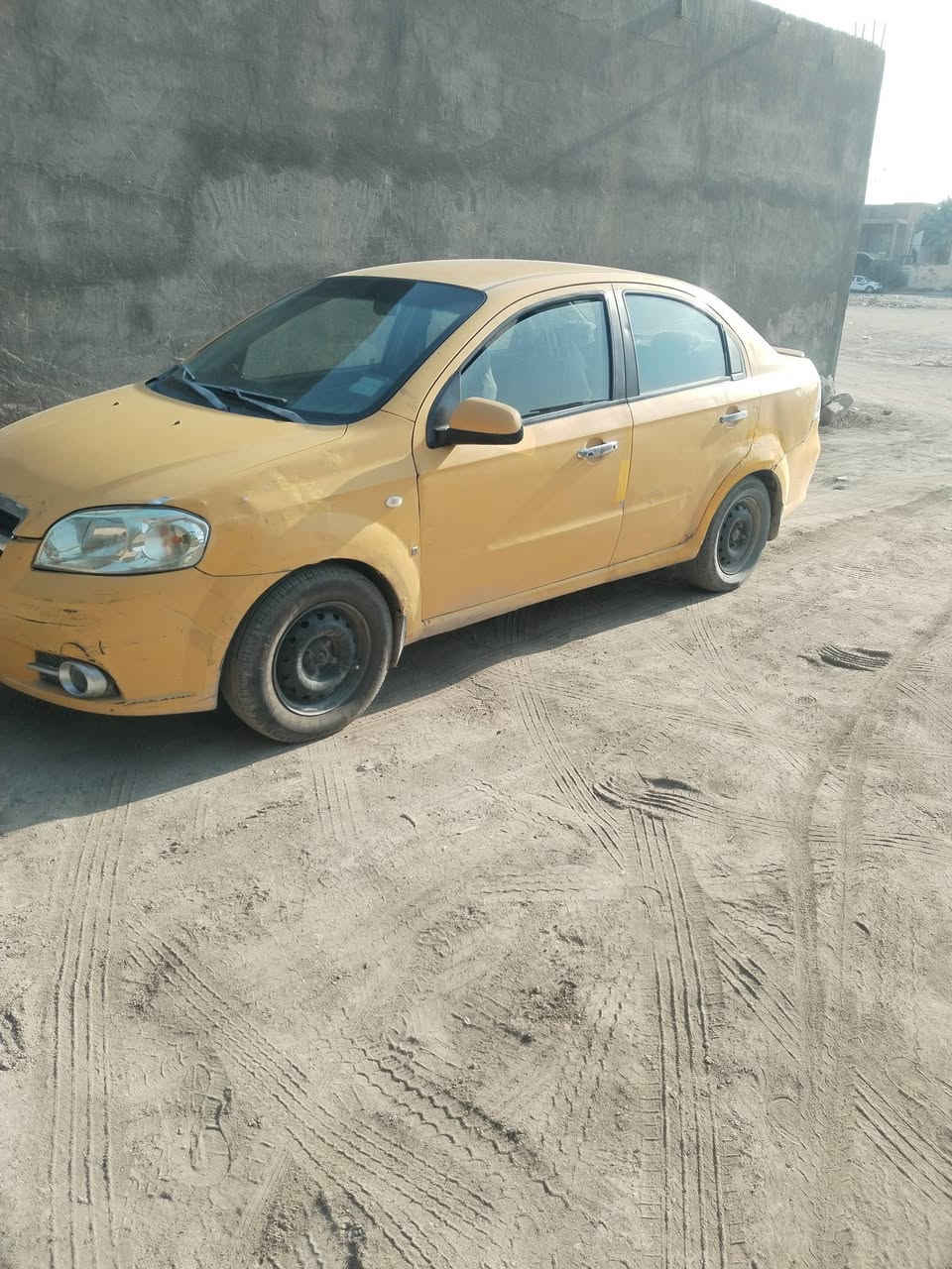 السلام عليكم افيو وارد ٢٠٠٨ محرك جديد اوتماتيك
حداده ٨٠ ٪
الكشره شوفت عينك
مصفره هيئه /جوال
بسمي رقم انكليزي 
سعر ٤٥
***********
