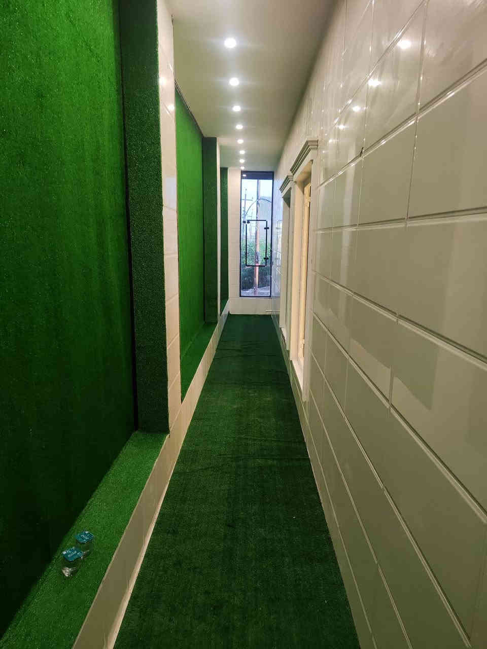 السلام عليكم..
بيت مساحه ١٠٠متر طابقين  علاشارع تبليط ركن  البيت بناء طابوق  كامل مكمل شغل درجه اوله  مثل ماموضح بتصوير يحتوي علانضام كامرات 
الموقع ابو الخصيب  يبعد عن سوك ابو الخصيب ٥٠متر  جنس العقار طابو زراعي سند ٢٥ 
السعر ١٦٠ وقابل للتفاوض 
الاستفسار علارقم ***********
