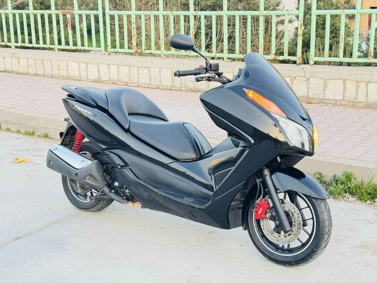 فورزا سفر 012 بوفروشتن ماتوره كه زور پاكه سعري ١٧ گه لاو توزيك مه عامه له شوين سليماني


**إذا كنت صاحب هذا الإعلان وتريد حذفه لأي سبب، رجاءا أرسل رسالة إلى الدعم الفني**