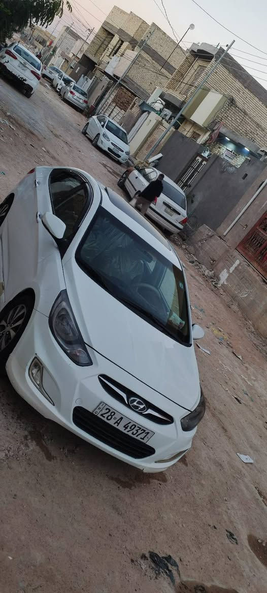 سلام عليكم اكسنت مديل ٢٠١٥ سياره كفاله عامه محرك 1600  كير مكينه وحداديه تبريد ثلج تخم تاير سنويه ل 28 رقمها نجف مداور ثاني يوم سعر ١١٥ وبيها مجال للاتصال *********** مكان سياره نجف
