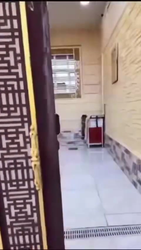 مكتب عقارات انوار البصرة🌎

السلام عليكم بيت للبيع في القبله حي موسى الكاظم قريب ع سوق الكبير وقريب ع المصتوصف بيت كلش حلو ونضيف وجاهز للسكن المساحه ١٣٠ الواجهة ١٠  ونزال ١٣ طابقين سنه البناء ٢٠٢٢ السعر المطلوب ٢٥٠ مليون دينار عراقي التواصل او الاستفسار الاتصال ع ***********
