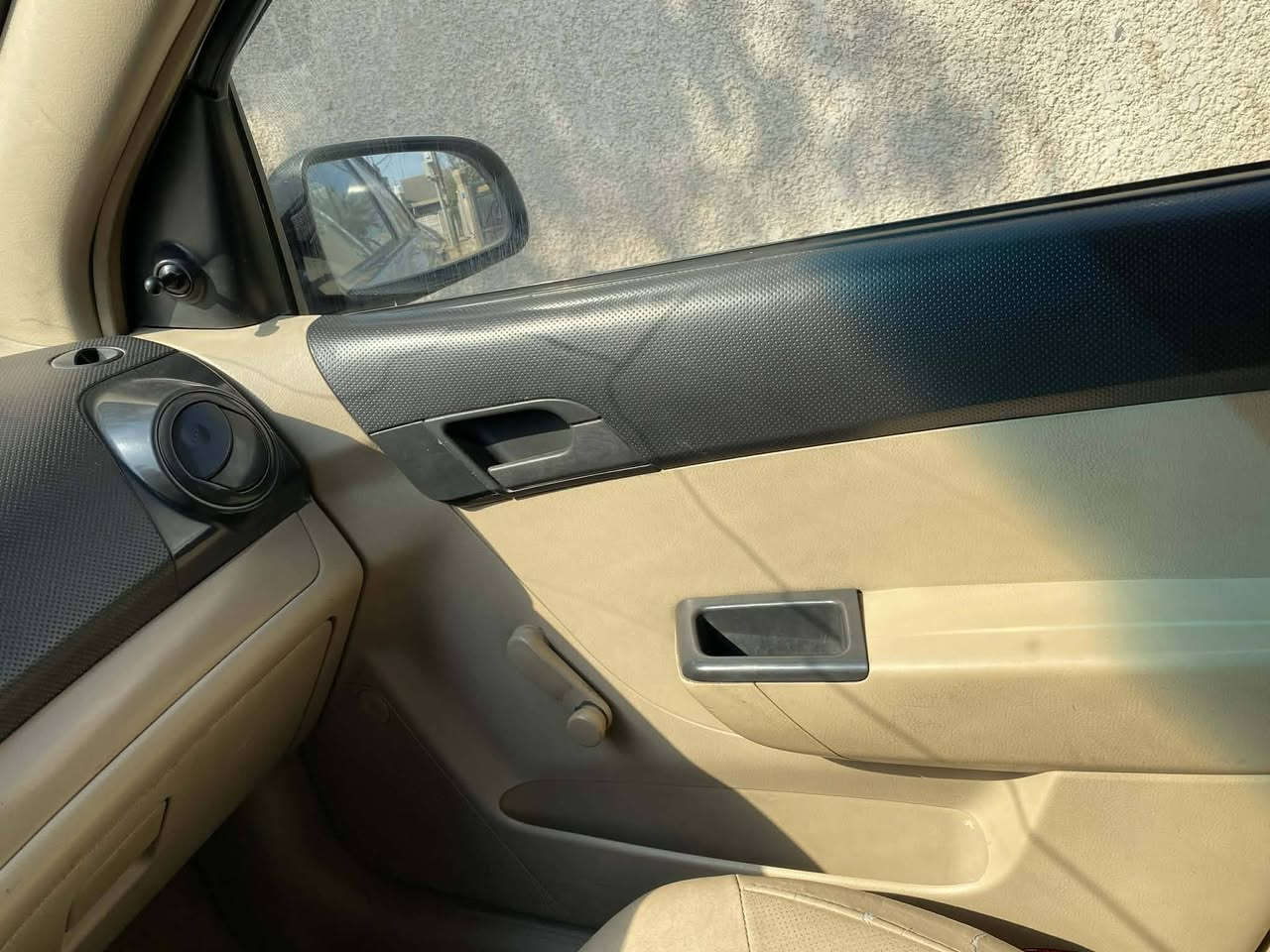 السلام عليكم اڤيو للبيع موديل 2009فول مواصفات تبريد تدفئه فول العنوان بابل مركز السعر65 ***********
