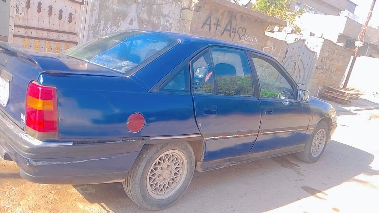 اوبل اوميكا موديل 92 حجم 20 بلادي كير و محرك و اكسل شرط رقم الماني سنويه أخضر شرط التحويل من الشرعي  السياره جامات كهربائي سلايت كهربائي اربع تايات جديد السياره بدون حادث السعر(27) و بي مجال ***********

