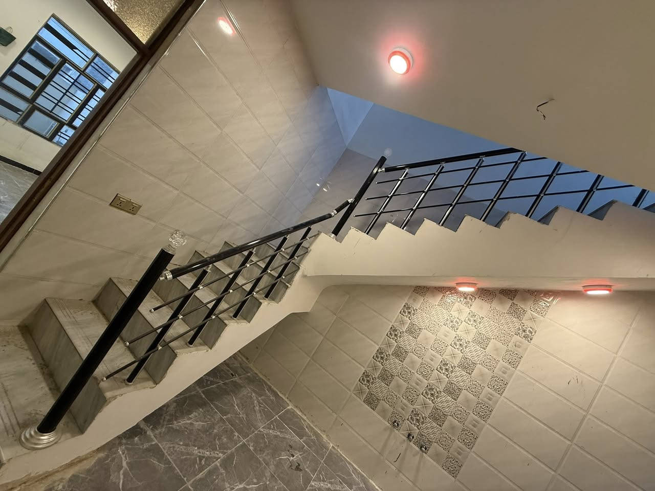 مشتمل  50 متر.

السعر 50 مليون 
بي مجال 

بناء حديث 2026 

منطقه شهداء بياع شاخه 6 مرابط بشارع حي الجهاد الدولي 

منطقه جديده 

واجهه 4 ونزال 14

مدخل استقبال ومطبخ وصحيات 

وخدمات كامله 

الطابق الثاني غرفه. نوم باركون 

عرض الشارع 10خدمات كامله مي كهرباء انترنيت مولد 

الاستفسار مراسله الصفحه

***********
***********

  تحياتي لكم وياكم اسطنبول للعقارات بغداد #الجميع #اشاره
