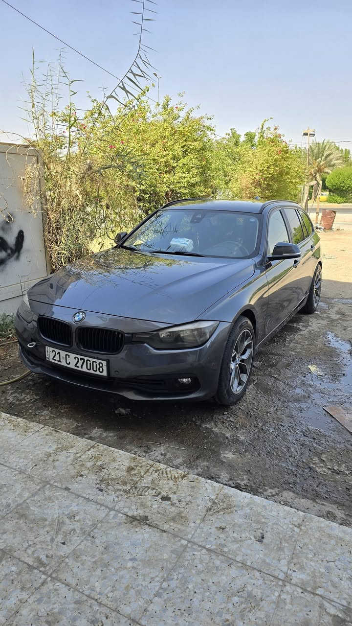 السلام عليكم 
بي ام كاز تون بور تيربوا  F3  318d

سياره كاز اربعه سلندر  ستيشن موديل 2016

قبل كلشي سعر   125 بلاش  وبيها مجال 

مواصفات السيارة 
تدفئه كشنات
تحكم سرعه
شاشه اعطال
بصمه 
صندوق كهرباء
3 وضعيات قياده
تبريد قطعتين
وبعد بيها مواصفات المعروفه

حادثها / سياره بدون حادث فقط بارد بالباب الخلف السائق حته الدعاميات بدون صبغ
سونار من ضمن الصور

سياره كامله مكمله طياره شلعه ومعدل
سنويتها لل 2030   
***********
