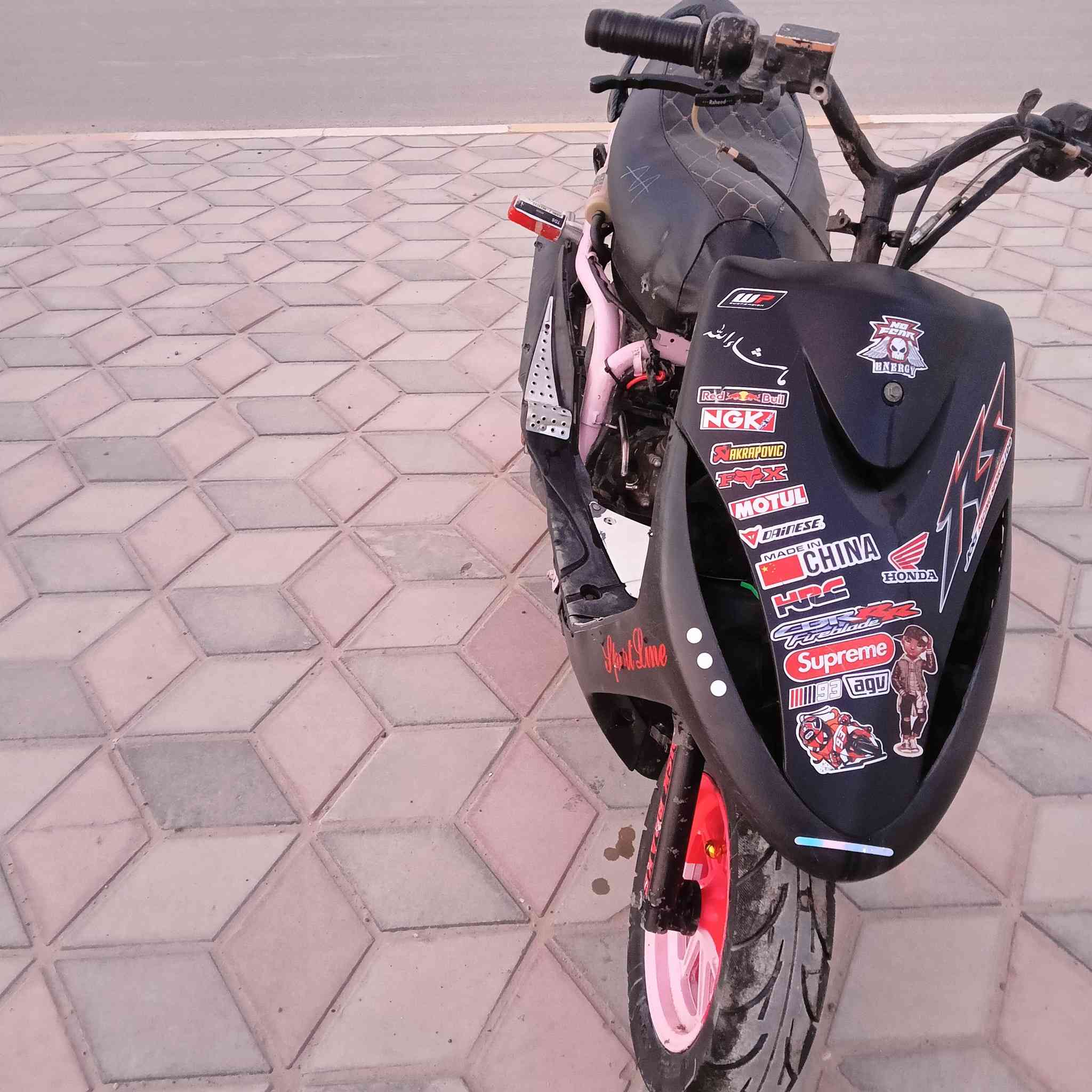 السلام عليكم ماكس عدله وردي مال لعب  نضافه فول شلعه ومعدل فول نقصه بس سلف هندر من اول دفره سعر خاص رقم الهاتف ***********
