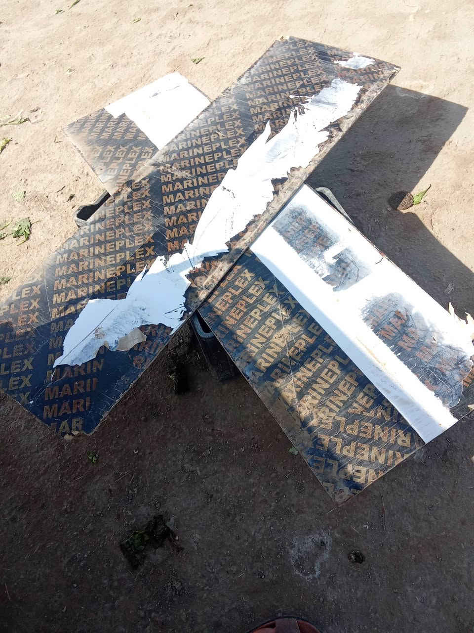 اتعجب بشر يكلك باجر يمك ومسح لمنشور وتالي يطي اعذار احب اكله الله يعاملك بمثل ما عاملتني ان شاءلله بعثرك...  المهم احبتي تفليغه ب10ففل و الدبلات 10قغل مكان قضاذ نصر وعندي انبي ثري يكطع ماعرف شبي ب ب10بيهن مجال غليل  معاه اشاير لون احمر يمكن مال تايموته شادهن لستوته انا ل وعندي قراض ***********واتساب او اكتب تم ادخلك خاص
