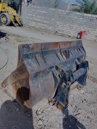 كيله شفل كتربلر 930 و920 نفس الشي يرادله سجين وبطن للاتصال 07707975518