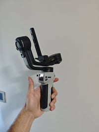 إلكترونيات • اكسسوارات