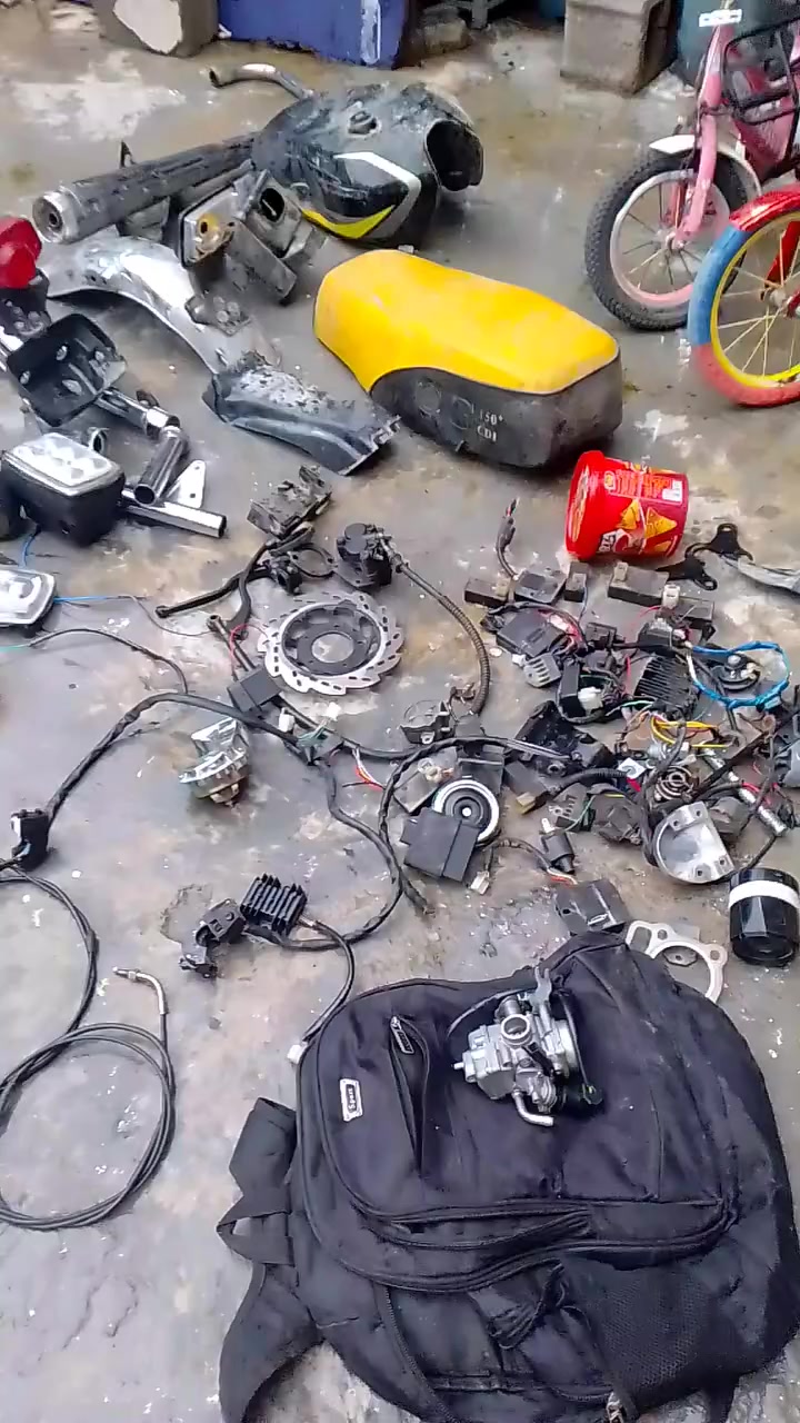 باسكل2    سعر 15 كلهم شاع سعر 90 الف


**إذا كنت صاحب هذا الإعلان وتريد حذفه لأي سبب، رجاءا أرسل رسالة إلى الدعم الفني**