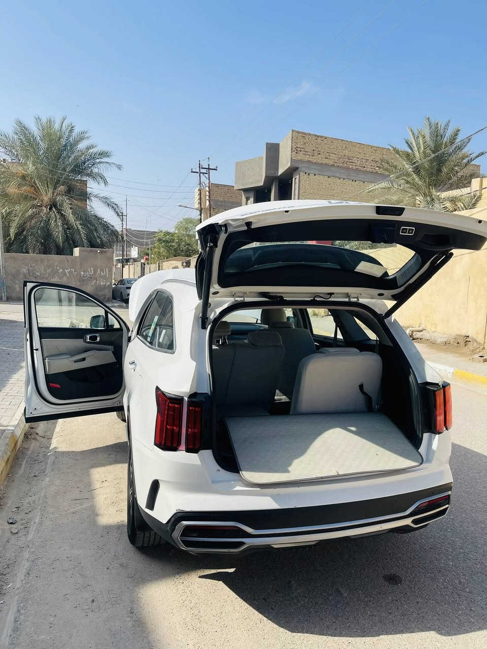 السلام عليكم 🫡
كيا سورنتو 2023 
كفالة عامة 
بأسمي مداور مباشر باسم المشتري 

 رقم بغداد 

 ماشية 193 الف

 محرك

v6.  3500

مواصفات السيارة

بصمة دخول ذكي مصمة 

تشغيل عن بعد 

هاند برك كهرباء

كراسي كهرباء 

صندوك كهرباء 

لايت زنون

حساس امامي

حساس خلفي

ويل كب كروم  

7 راكب

تحكم مقود

درايڤ مود 

اوتو هولد 

شاحن لاسلكي

تبريد 3 قطع

تحكم شاشة وتبريد لمس 

بلوجكتر زنون

مانع انحدار 

مانع انزلاق

كامرة خلفية

السعر 280 بيها مجال قليل 

مكّنها السماره الرميثة 

للأستفسار هذا رقمي ‭٠٧٧٢ ٦٨٤ ٦٥٤٣‬
