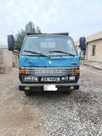 تيوتا داينه • قلاب • موديل 94