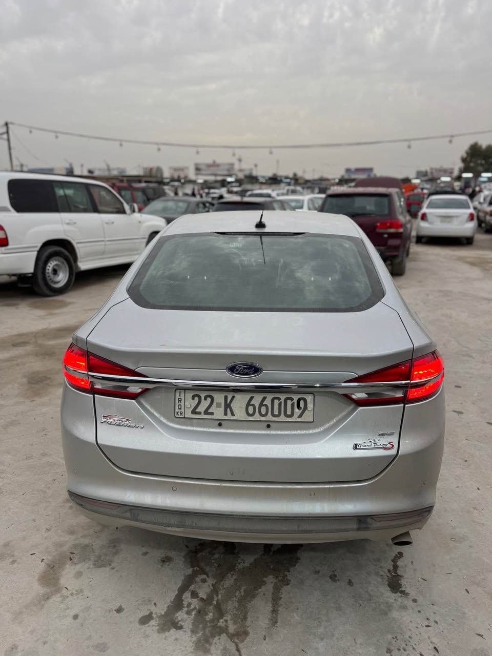 للبيع فورد فيوجن 
مديل ٢٠١٧ SE
سعر مناسب جدا فقط (( 87$ )) 

سياره كير مكينه كهربائية كلها شرط 
بدون اي نقص 

بيها ٣ قطعة سبغ سياره بدون دواخل 

رقم هزه سنوي كلها جديد و باسمي 
سنوي جدد لعد ٢٠٣٠ مداور نفس اليوم 

مواصفات SE : كشن جلد .. كشن كهرباء .. كشن تدفيه .. بصمه .. باب بصمه .. تحكمات ستيرن .. شاشه جبير .. كاميره .. 
*********** واتساب موجود أربيل, العراق
