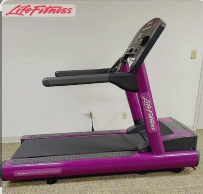 اللهم صل على محمد وآل  محمد .
كل ماهو جديد ومتميز في عالم الرشاقة وبناء الاجسام 
جمله - مفرد
*********** 
***********
