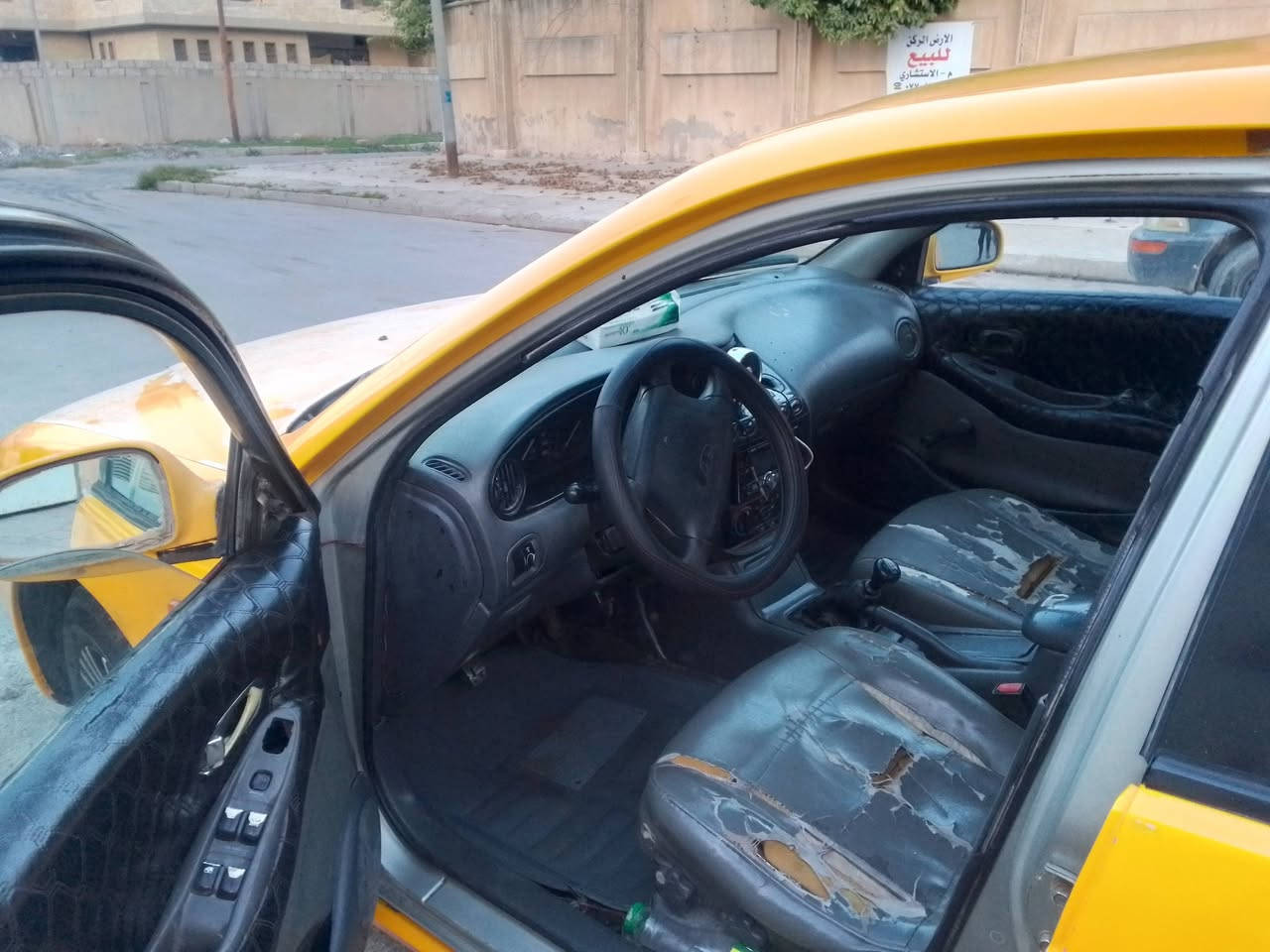 مكلف بلنشر
دايو اجرة موديل 2000 رقم الماني شرط التحويل هيئه وغرامة صفر مكينة كير بشرط السيارة بدون حادث تبريد شغال كهربائيات كلها شغاله طخم تايرات جدد طالب عليها 30 ورقة وبيها مجال للطيبين الشراي يتصل ع هذا الرقم ***********
