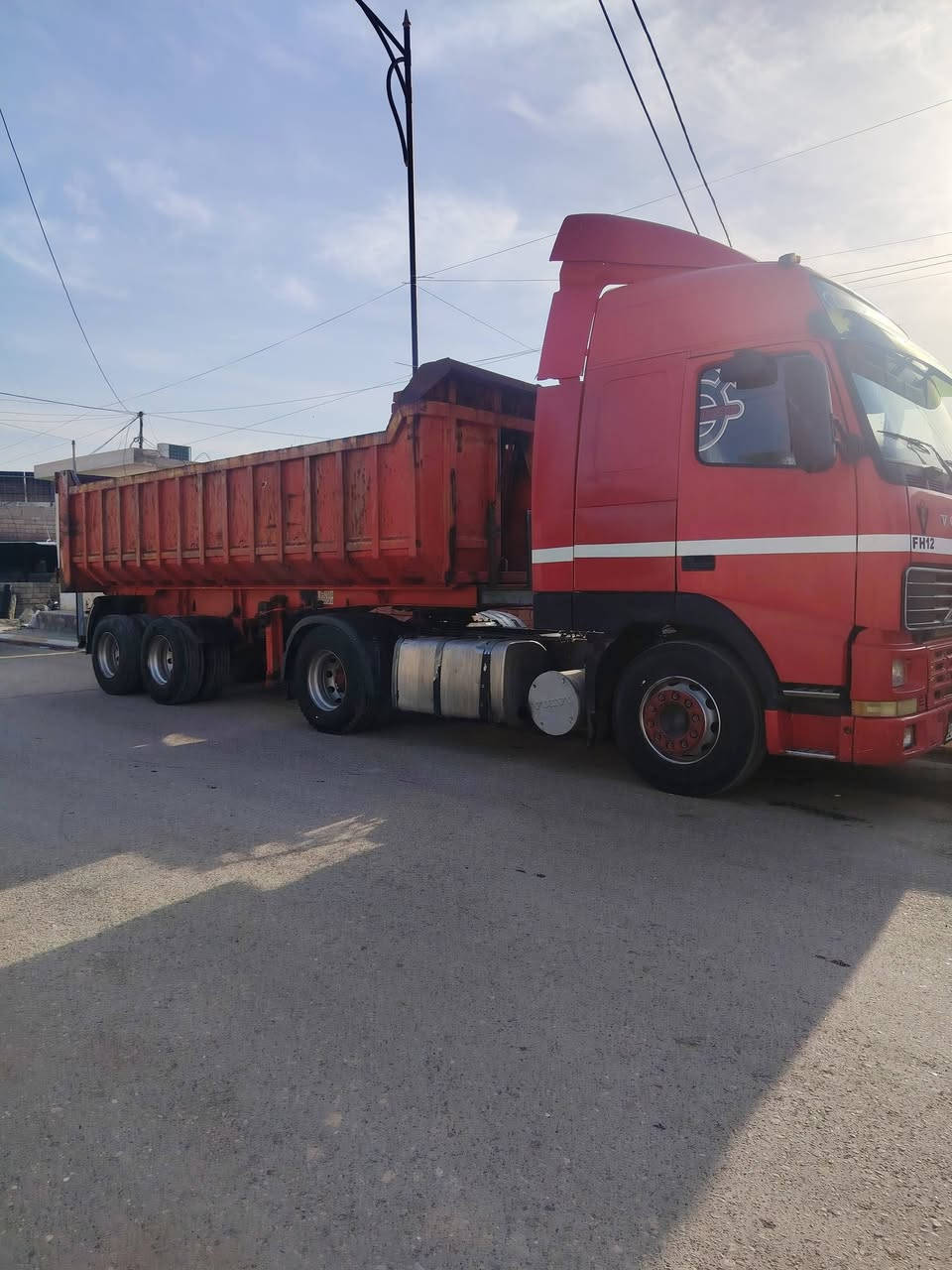 *********** 
فالفو.البيع موديل 2000
