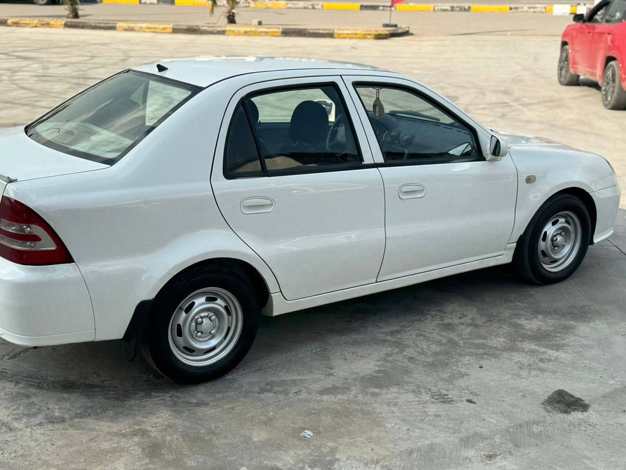 $$52
***********
جيلي سي كي موديل 2013 بدون صبغ  مكينه وكير شرط تبريد شغال تدفئه شغاله طخم امامي خلفي جديد رقم سنويه جديد كاربون بانزين
