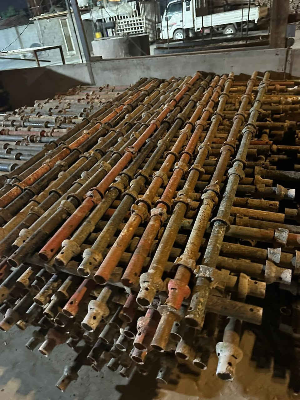 السلام عليكم يتوفر لدينا  بيع وتأجير وشراء السكلات والجكات بأنواعها وقوالب الصب والكوبلك والسكلات التركية  وجميع المعدات 
لتجهيز كافة المواقع ولجميع المحافضات
للاستفسار الاتصال ع الارقام التاليه 
***********
***********
***********
ابو مصطفى
