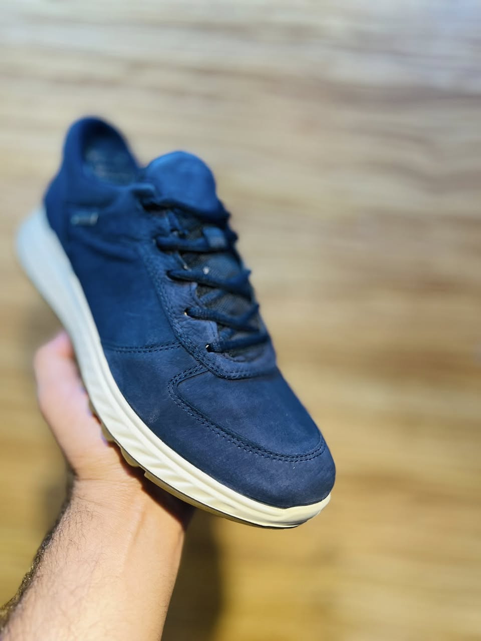 ايكو جلد طبيعي
باله امريكي اصلي 
النظافه تامه 
قياس41
توصيل جميع المحافظات 
للحجز واتساب 
***********
