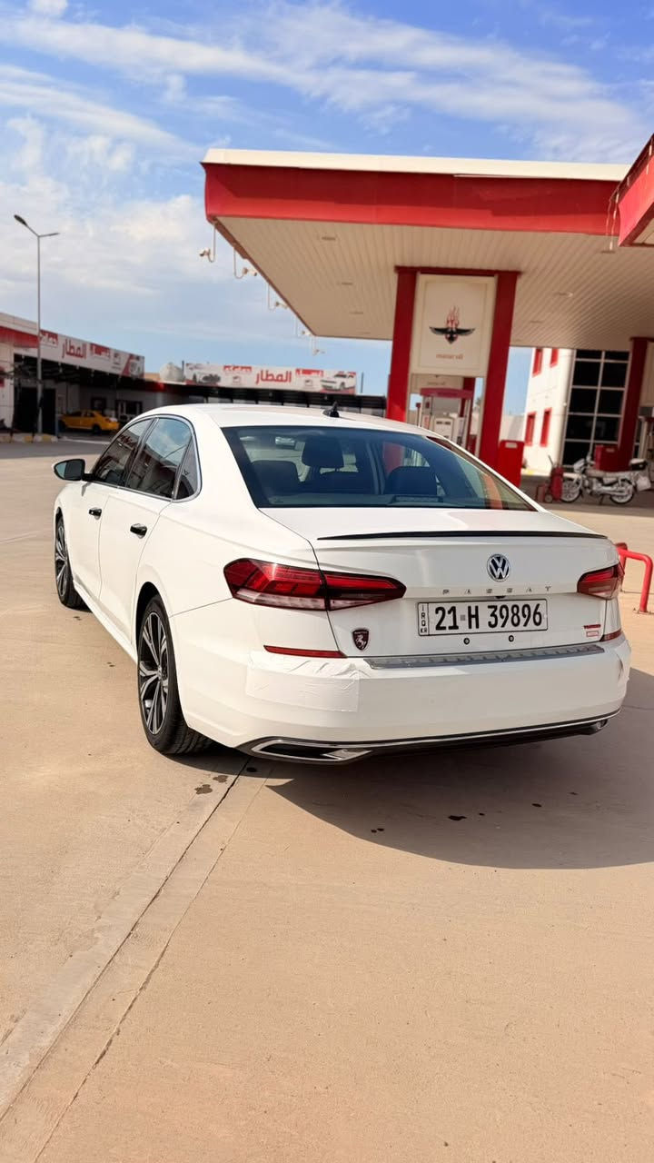 السلام عليكم
باسات 2021 كلين تايتل بدون صبغ

 ضرر بارد السيارة بيه جديدة وأحلى من الصور 

حجم مكينة / 20 توربو 

عداد مسافة / 76الف ميل 

الموصفات 

شاشة 

بصمه 

سلايت 

تدفئة كشن 

كشن في جلد 

رادار 

لايت زنون 

اوتو ستوب 

سايد بريك كهربائي 

نقطةً عمياء 

كاربلي 

وبعد هواية مواصفات السيارة جديدة رقم سليمانية كله جديد تحويل ثاني يوم

السعر 165 وبيه مجال للشراي 

مكان سياره كركوك 

للاتصال 

***********
