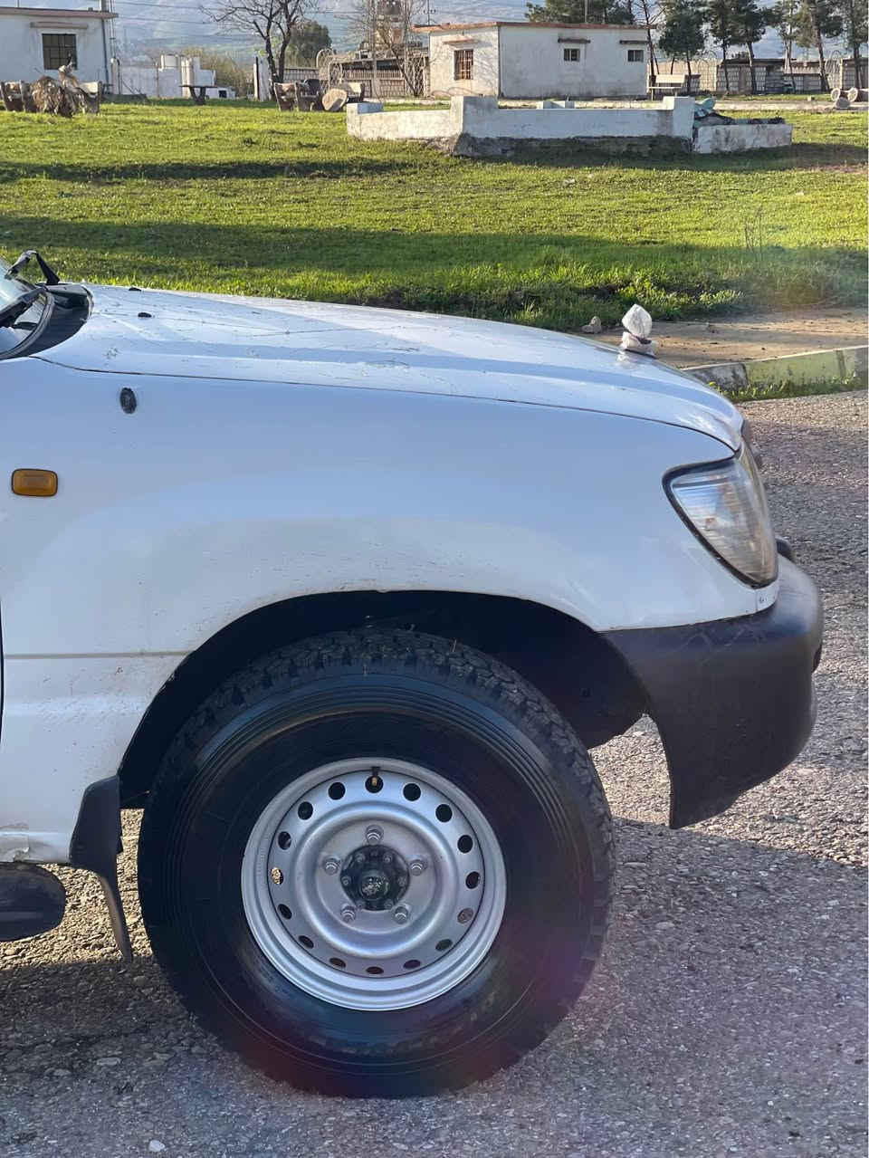 سەرەتا بەناوی خوا 
مۆنیکا ٢٠٠٢ فولل عادی مواسەفات G پێش تەبلە دەبل سپێر
چوار تایەو ویلی تازەی بۆ بەستراوە 
٥ پارچەی بۆیاخە بە هیزام دەی فرۆشم 
سەقفو ناو شانی بۆیاخی نیە وارگەراو نیە دەعمو لێدراوی نیە 
گێرو مەکینەو ئەکسلو دەبل ئەکسلی بەشەرت هەمو گیانی بەشەرت
ناو دەرگاو تیکمەکانی تەقیوی پێوە نیە 
سەیارەکە نمونەیە لە خاوێنیو جوانی 
شوێن کۆیە 
سعری ٨٨ مەجالێکی برایانە 
***********
ڤایبەرو وەطس ئەپی لەسەرە كويسينجاك, أربيل
