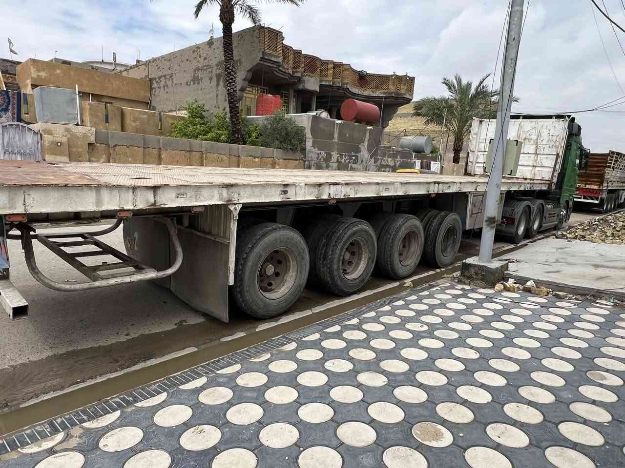 سلام عليكم عربانه حدادي شاسصيً١٦ شريط عادل اليمعدي أربع محاور صيني  رقم ***********
