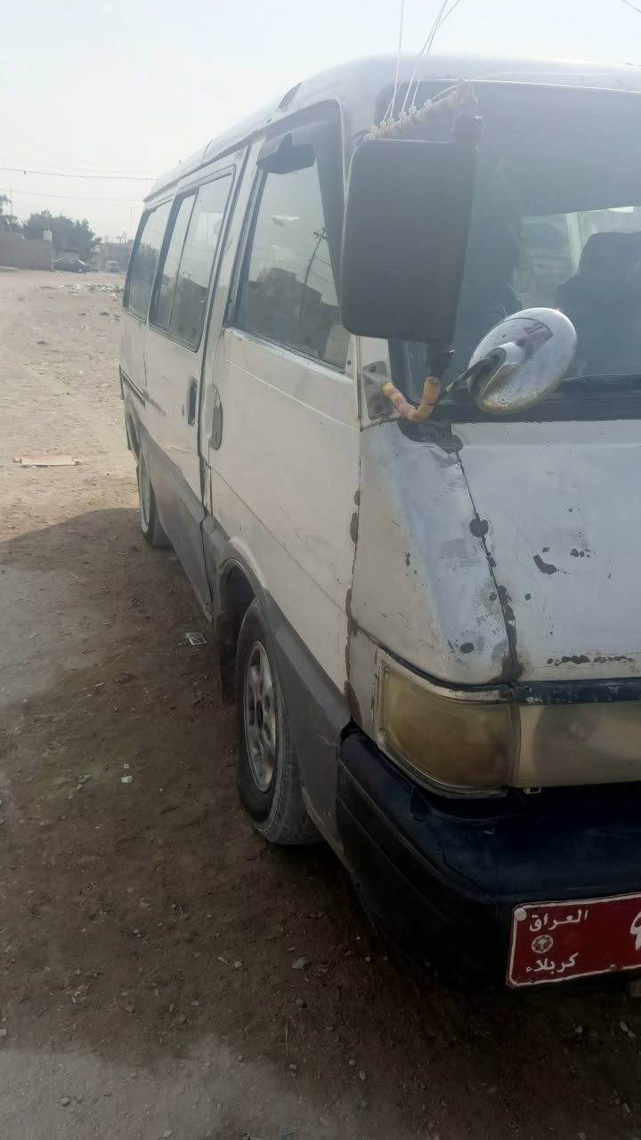 سياره بيسته للبيع موديل 95 السياره مصفره هيئه وغرامه وراعي عنوان كربلاء السعر 15مع المجال
***********
