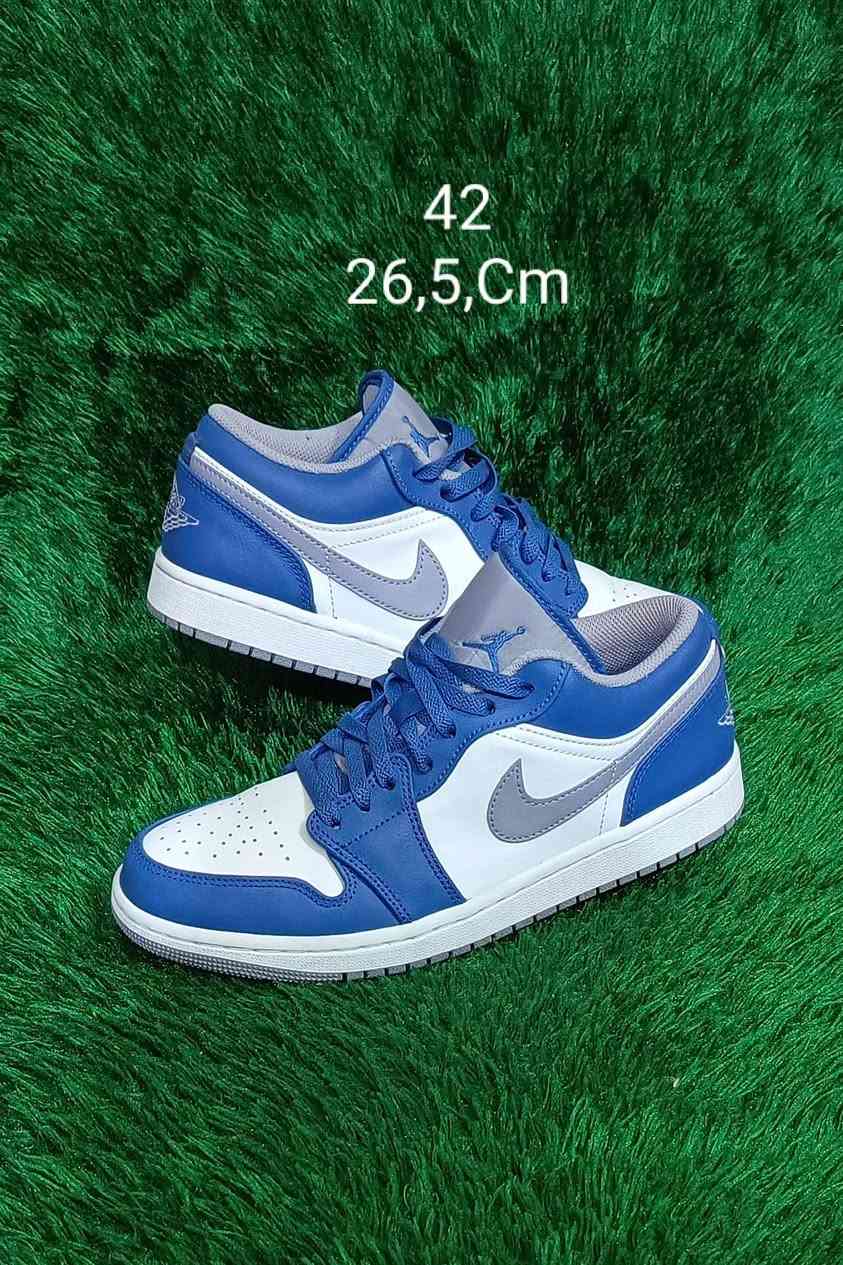 👟احذيه باله درجه اولى 💯 اورجنال 
ماركات  بقياسات محتلفه  لمعرفة لاسعار 
راسل الحساب 📱او لاتصال 💐
يوجد توصيل 🚛


**إذا كنت صاحب هذا الإعلان وتريد حذفه لأي سبب، رجاءا أرسل رسالة إلى الدعم الفني**