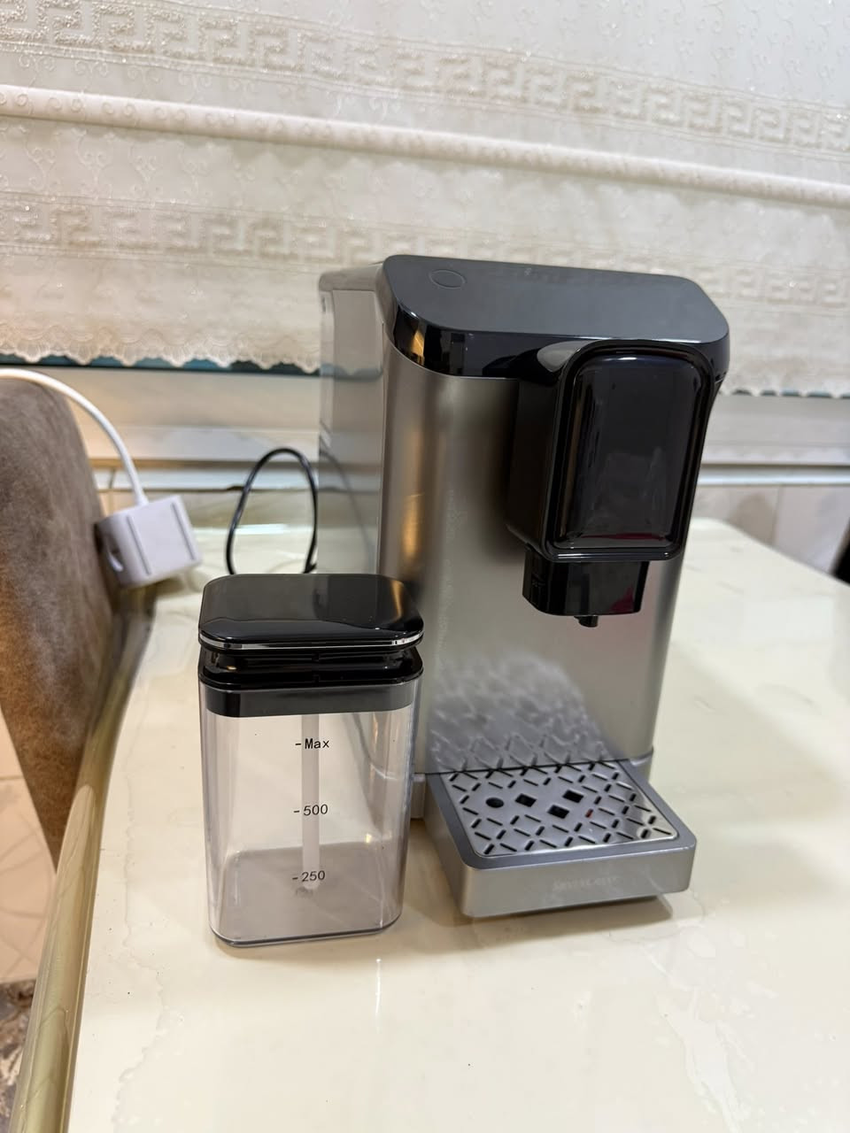 سلام عليكم اخوان ،، من رخصة ادمن المحترم  ،، مكينة ايسبريسو  فول اتوماتيك  المانى سلفر كريست جديد با كارتون بس فحصتها و تفاصيل با الخاص  .


**إذا كنت صاحب هذا الإعلان وتريد حذفه لأي سبب، رجاءا أرسل رسالة إلى الدعم الفني**