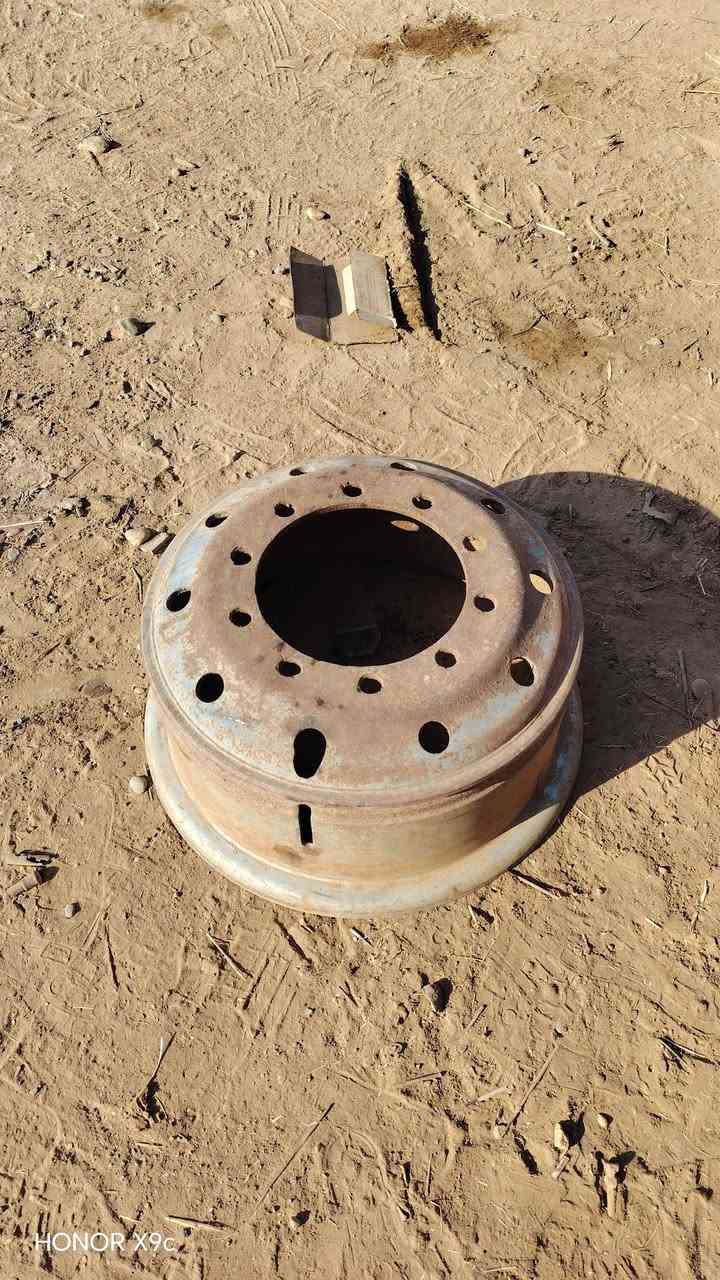 ويل صاج 24 بدون طوق للبيع للأستفسار ***********
