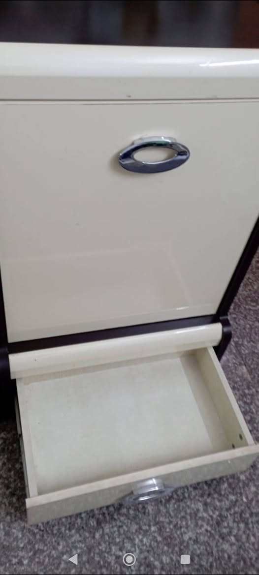 غرفة نوم للبيع بسعر جدا مناسب


**إذا كنت صاحب هذا الإعلان وتريد حذفه لأي سبب، رجاءا أرسل رسالة إلى الدعم الفني**