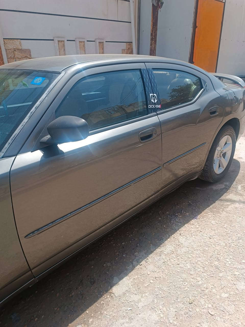 دوج تشارجر موديل 2009 رقم بصره سنويه 2029 بسمي بيها ضربة جاملغ الخلفي السعر 95 أكثر تفاصيل اتصل على الرقم ***********
