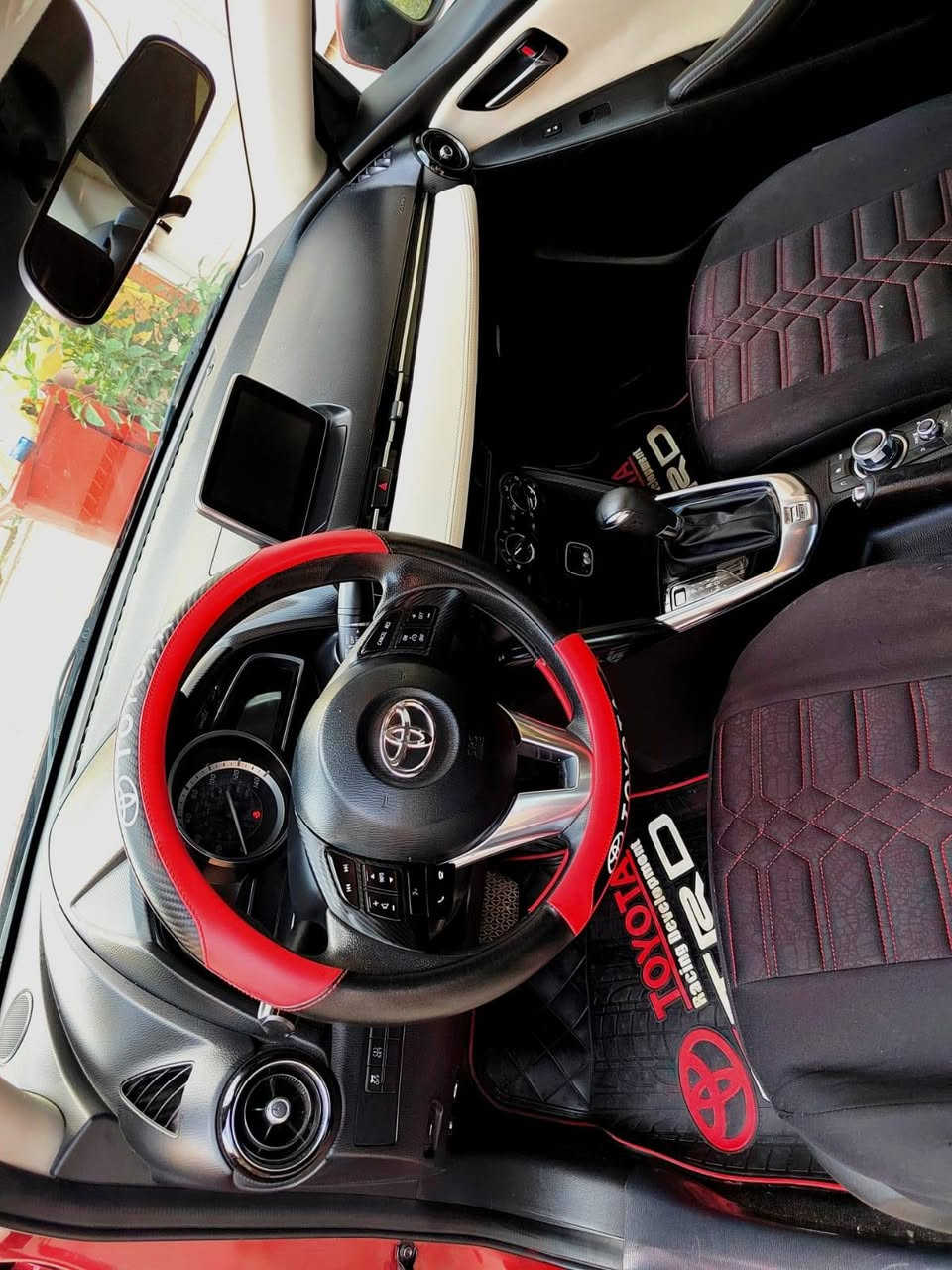 سلام عليكم كورلا يارس ٢٠٠١٧ رقم سليمانيه دولي بدون صبغ حادثة دعاميه خلفيه بسمي سعر ١٠٨ هاتف ***********مكان سياره حي جامعة بغداد
