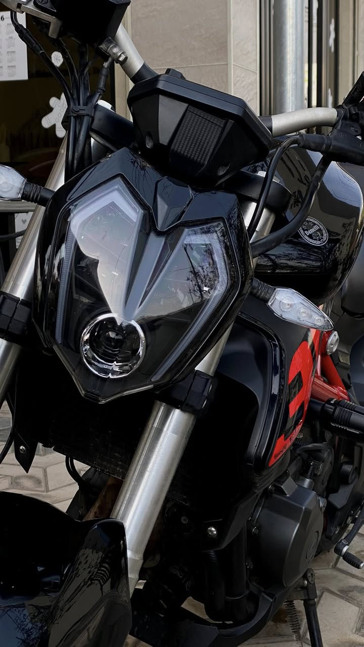 السلام عليكم
بنلي 302s

مرقم بغداد

الدراجه ع وضعيه الشركه  ماشية 6 الاف 

السعر ٣٦ ورقة


**إذا كنت صاحب هذا الإعلان وتريد حذفه لأي سبب، رجاءا أرسل رسالة إلى الدعم الفني**