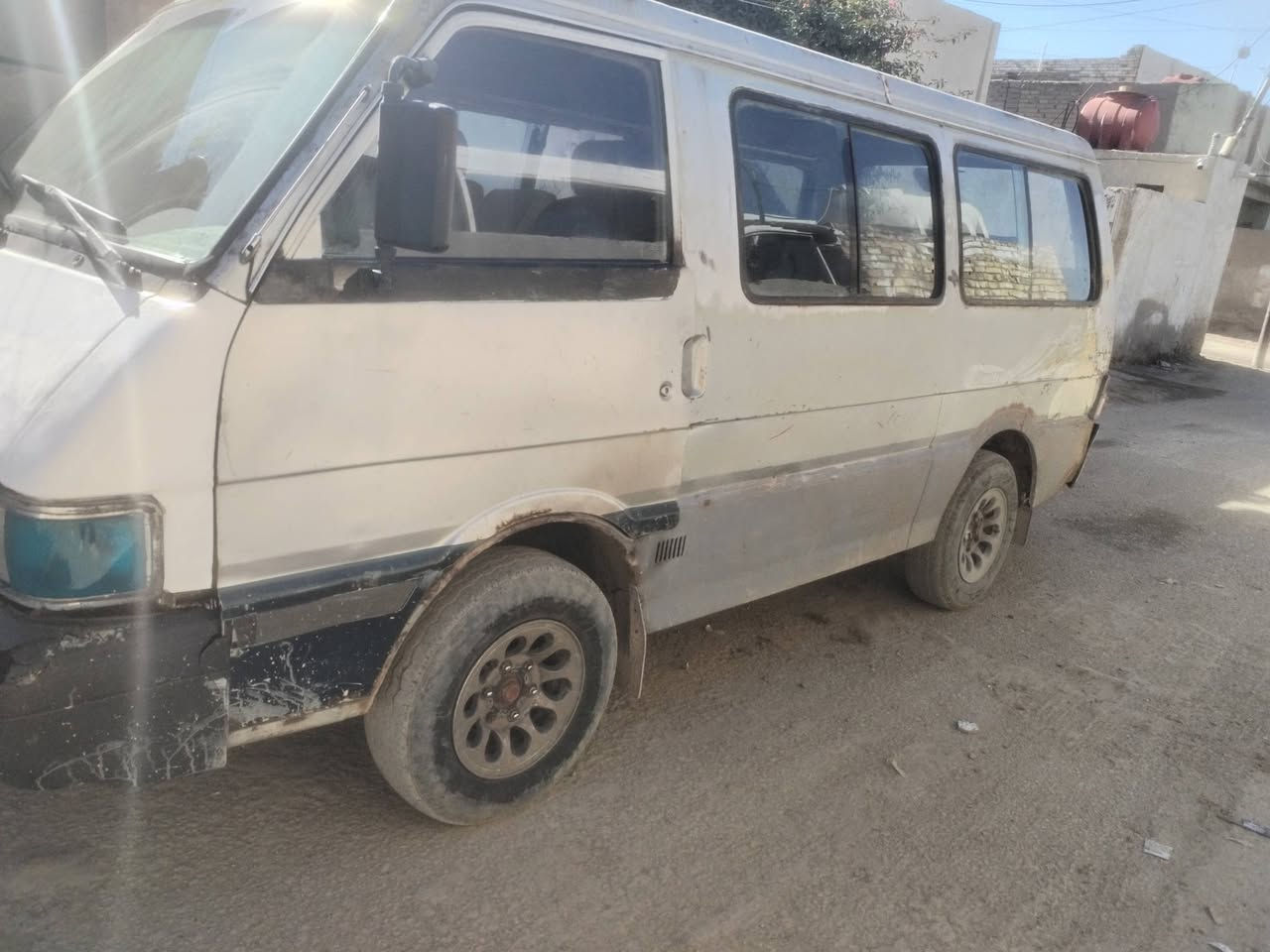 كيه بسته جاهزة من كل النواحي موديل 1994 جاهزة من كل النواحي السعر 14 رقم احمر صدام انبار 11ركب الاتصال علا الرقم ***********
