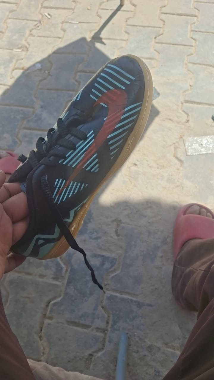 عليكم اتوفرت حذاء رياضي لابجين امبطن و امخيط جديد قياس من 40 ل45 السعر 7500 حي الرحمه شارع 20


**إذا كنت صاحب هذا الإعلان وتريد حذفه لأي سبب، رجاءا أرسل رسالة إلى الدعم الفني**